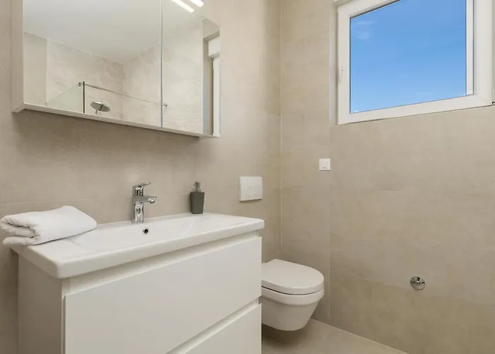 Mare & Skye Apartment Murter