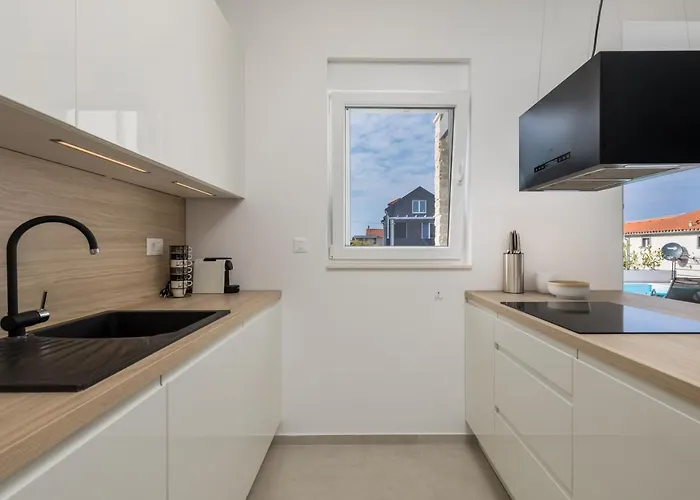 Mare & Skye Apartamento Murter