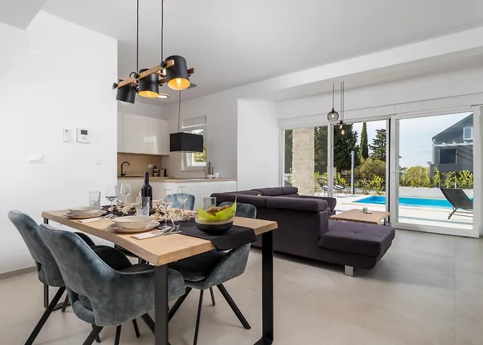 Apartamento Mare & Skye Murter